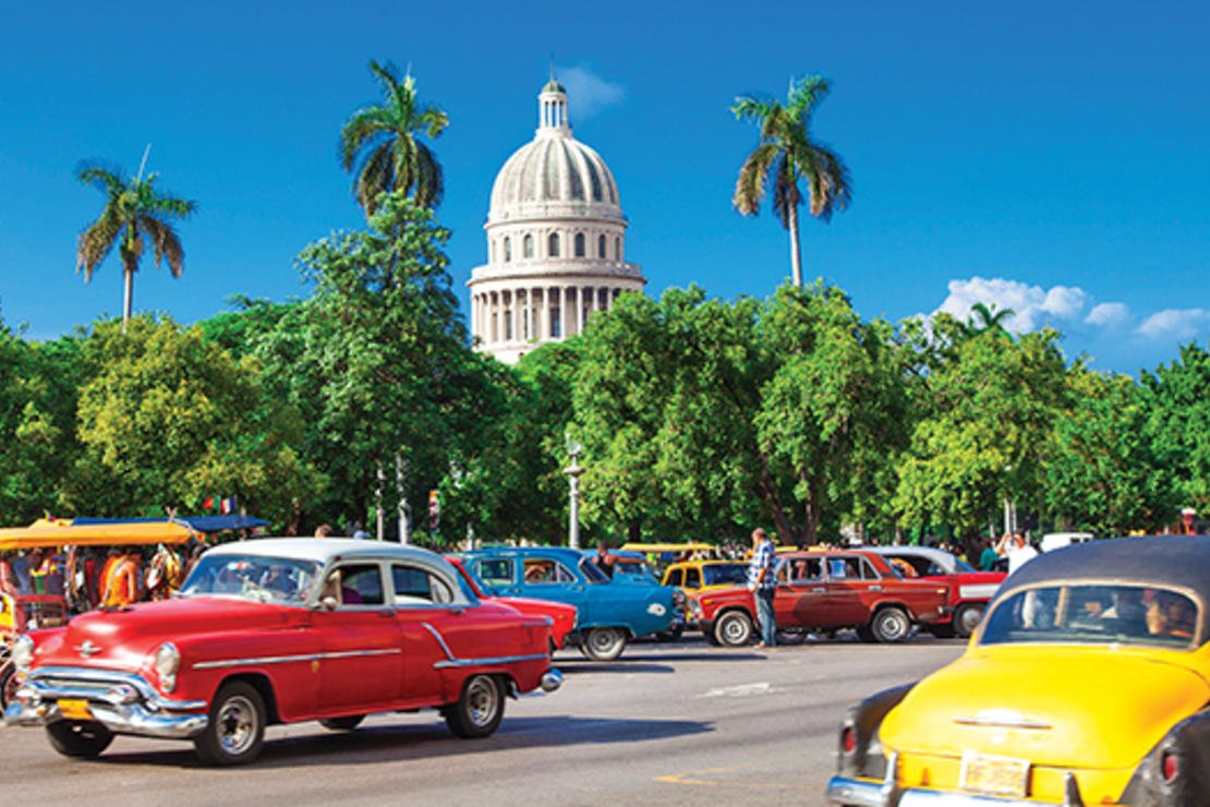 Renkli İnsanların Benzersiz Ülkesi: "Küba"